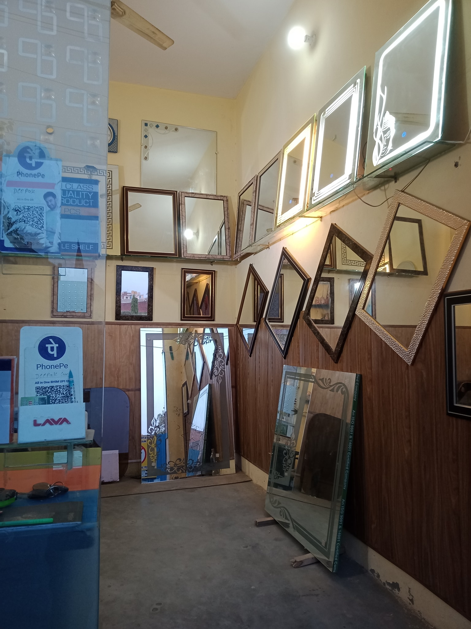 Balaji Art Glass Showroom